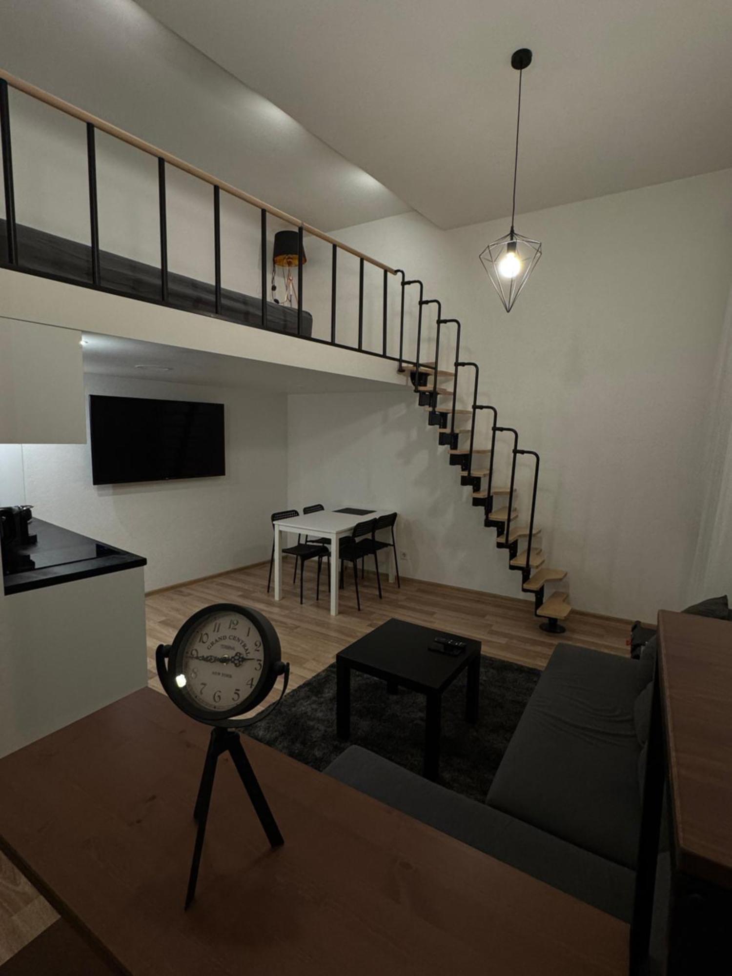 Loft 22 In Center * Riika